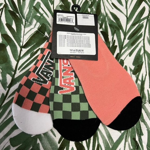 VANS | NWT Women's Sneaker Socks size 6.5-10 - Picture 2 of 2